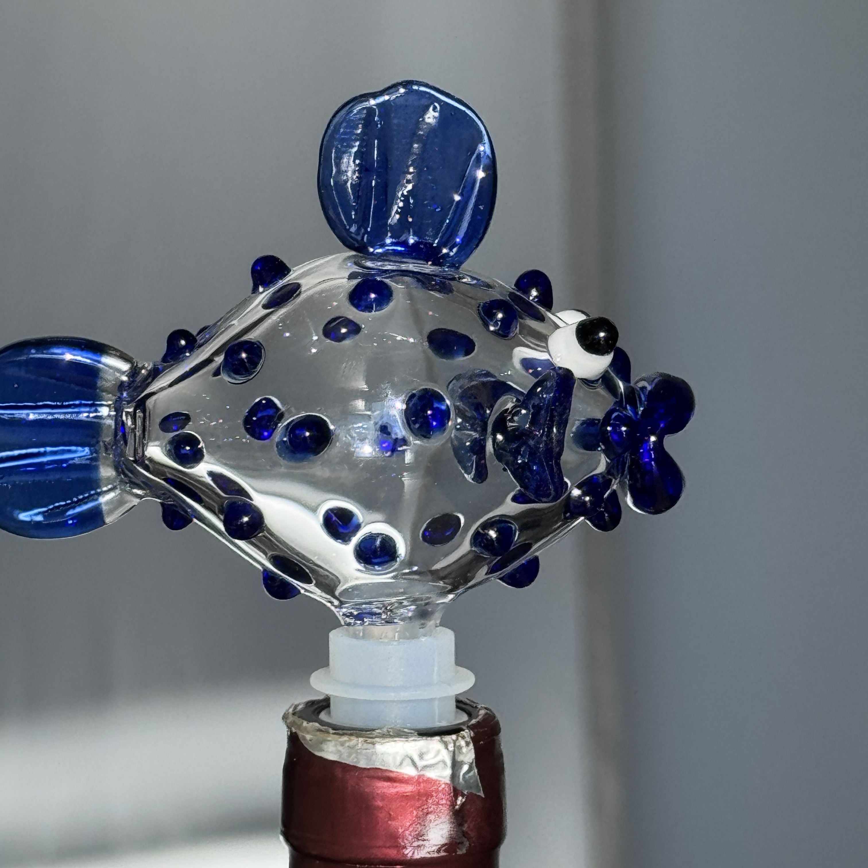 In Stock: Bubble Fish Wine Topper - Only 1 Available!
