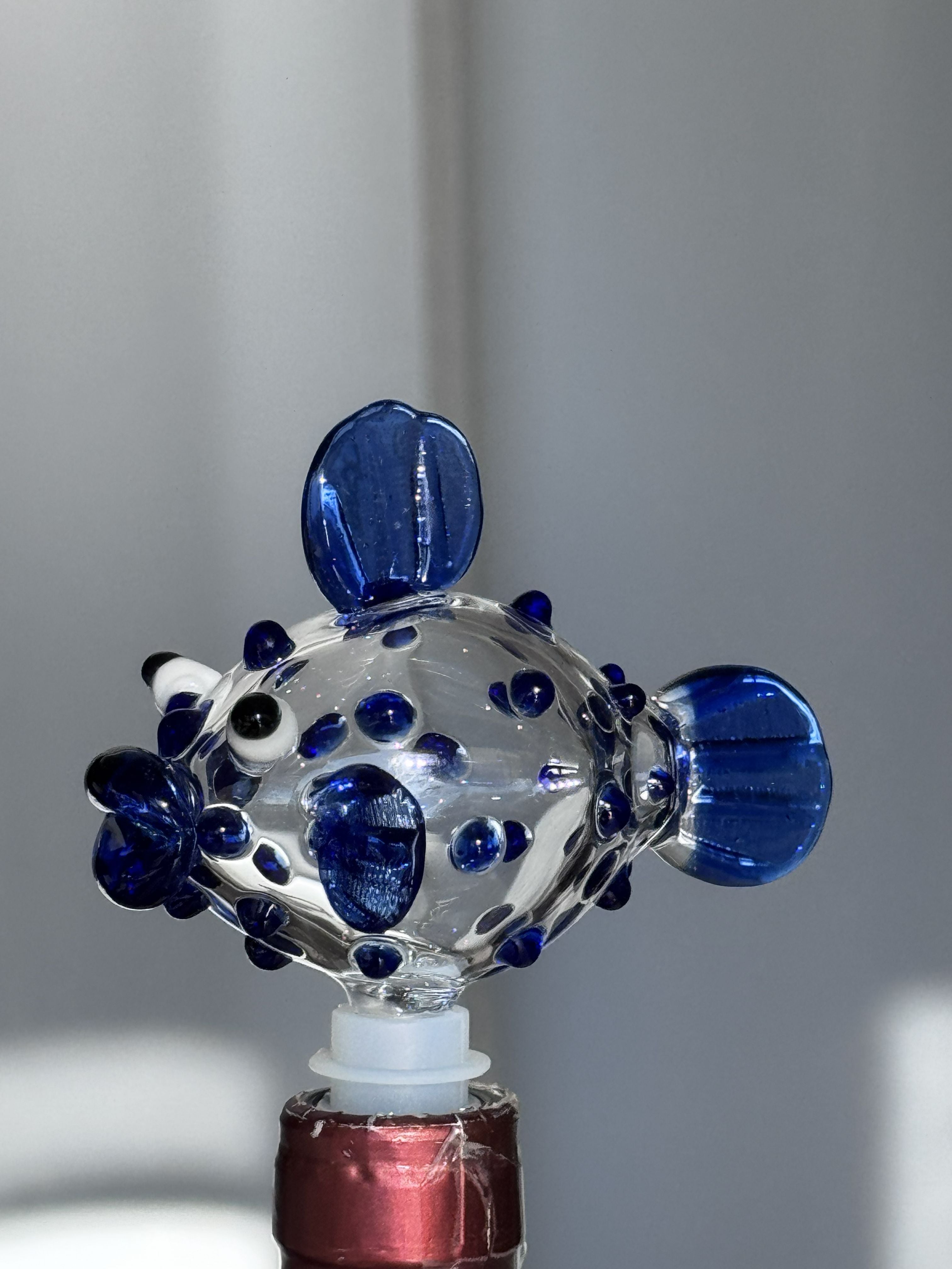 In Stock: Bubble Fish Wine Topper - Only 1 Available!