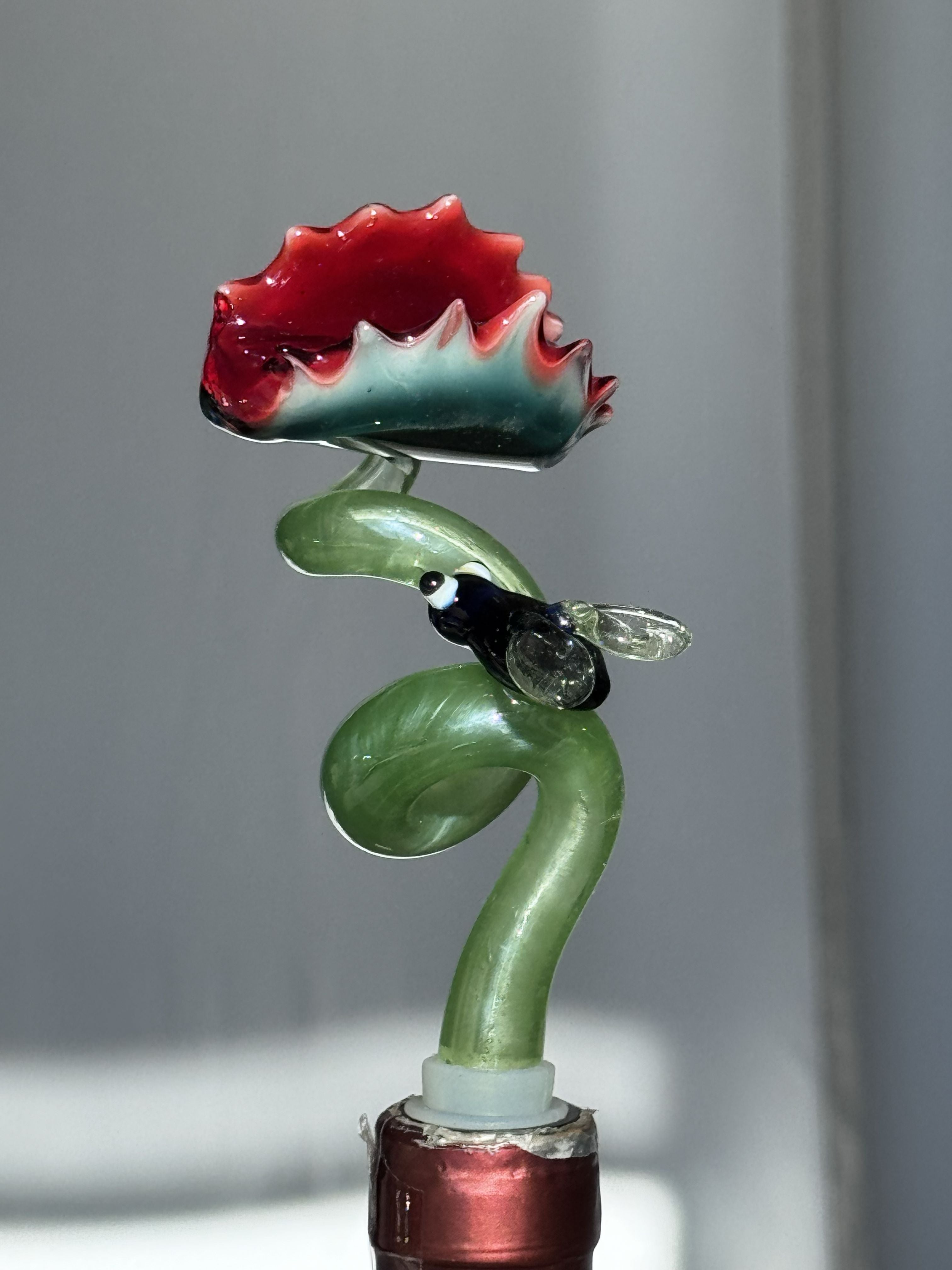 In Stock: Glow-in-the-Dark Hilarious Venus Flytrap Wine Topper - Only 1 Available!!