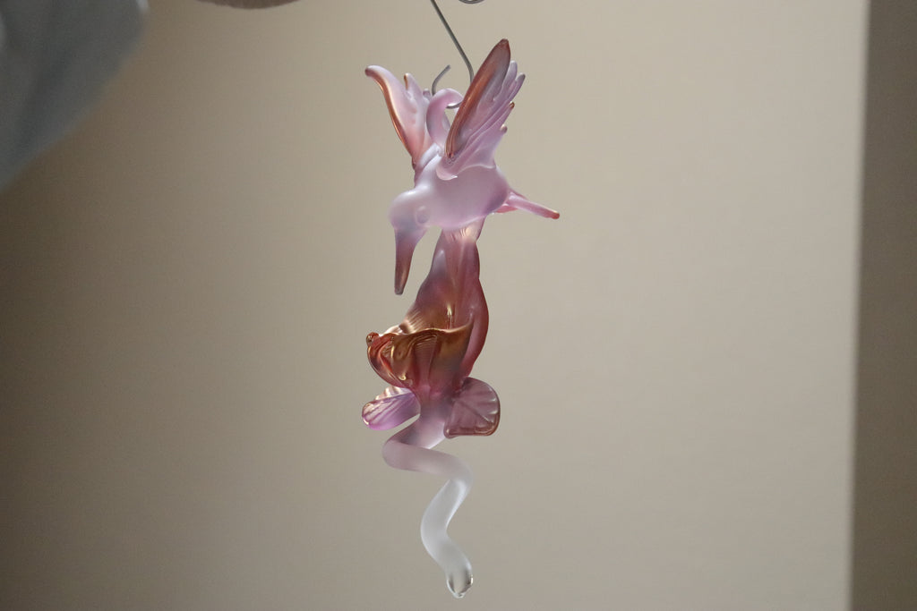 Hummingbird and Flower Sun-Catcher Ornament Hummingbird Decorations Suncatcher for Window Hanging Glass Figurine Bird